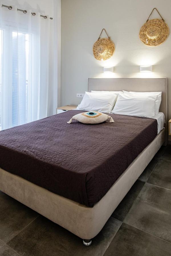 Dilion Hotel Парос Екстериор снимка