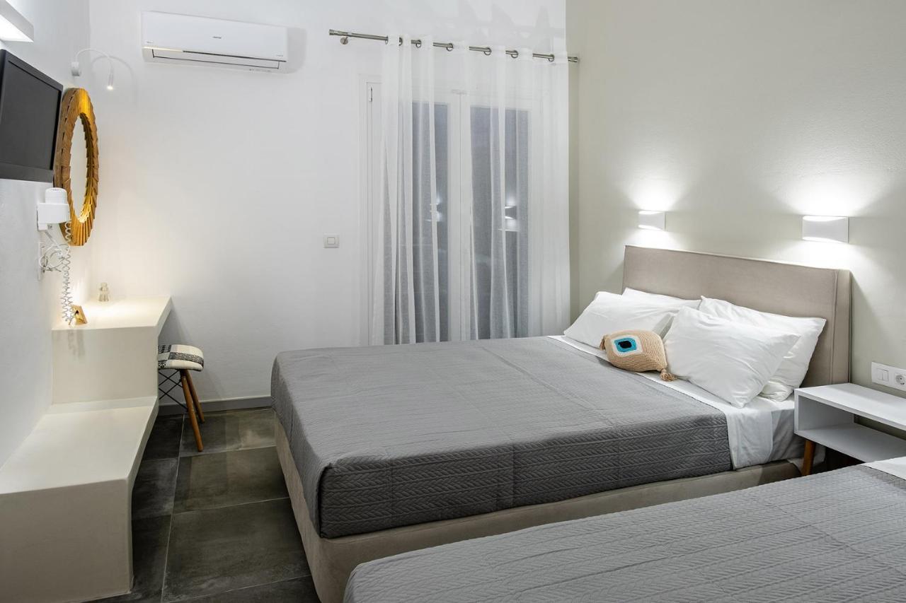 Dilion Hotel Парос Екстериор снимка