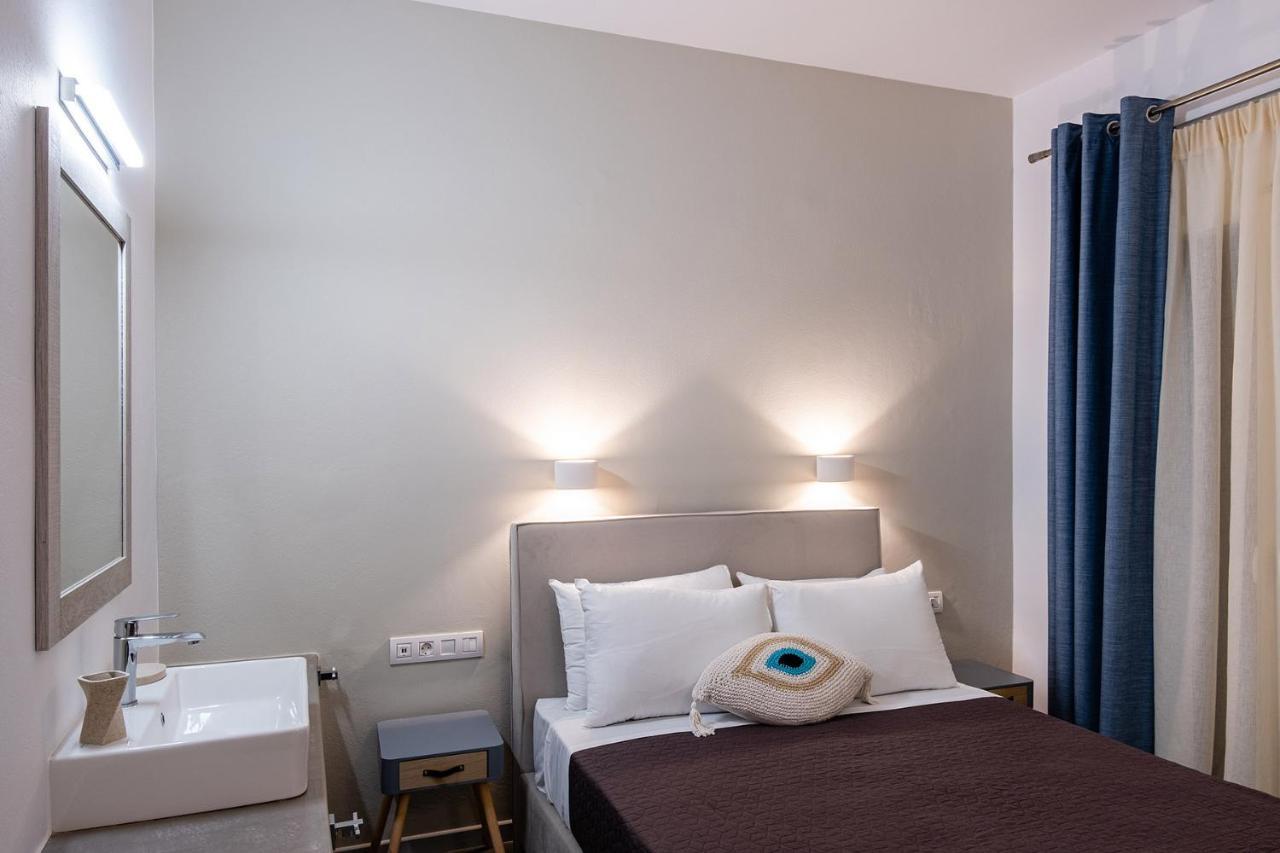Dilion Hotel Парос Екстериор снимка