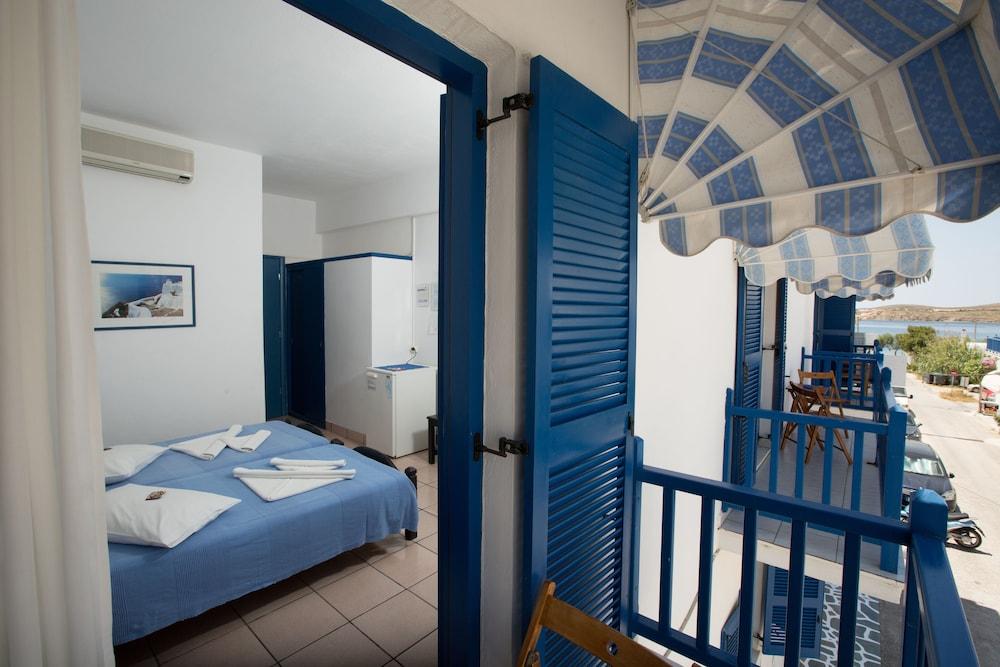 Dilion Hotel Парос Екстериор снимка