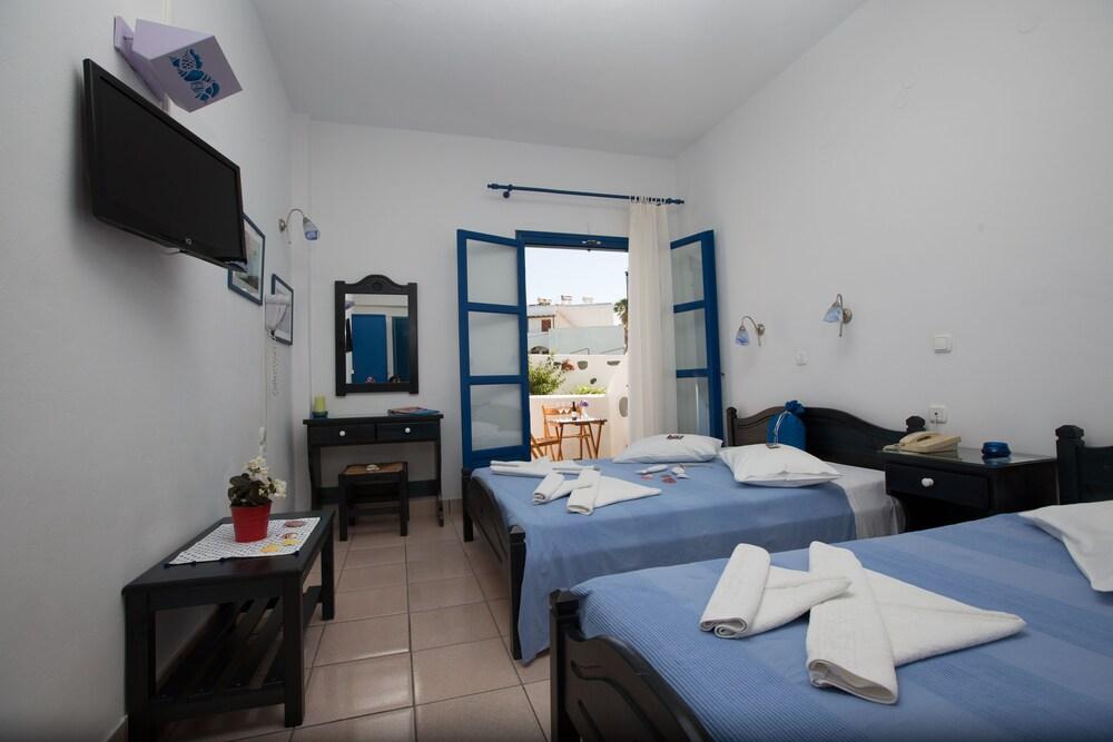 Dilion Hotel Парос Екстериор снимка